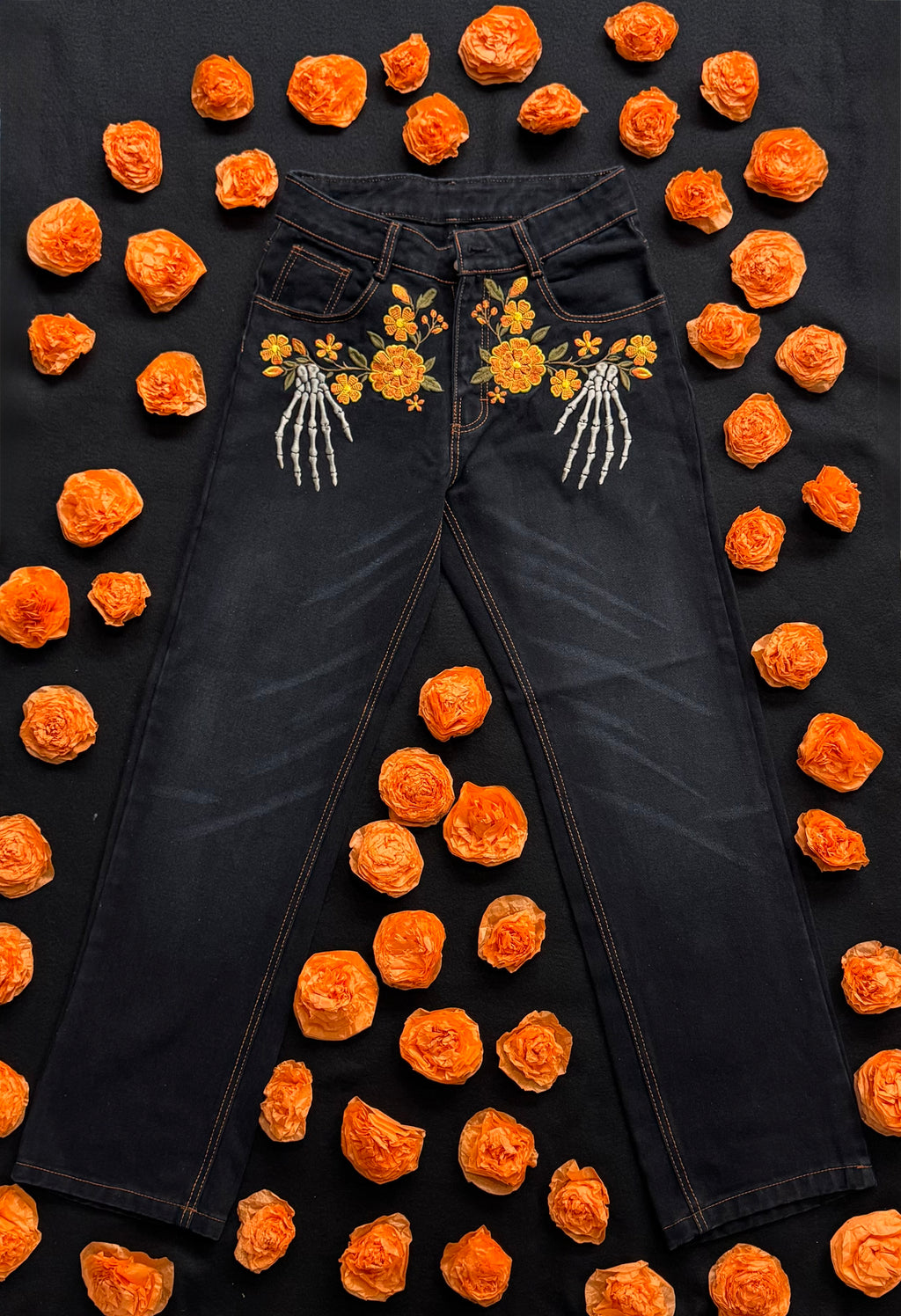 Siguen Aquí. Colección de Día de Muertos para Hombre Corte Recto.